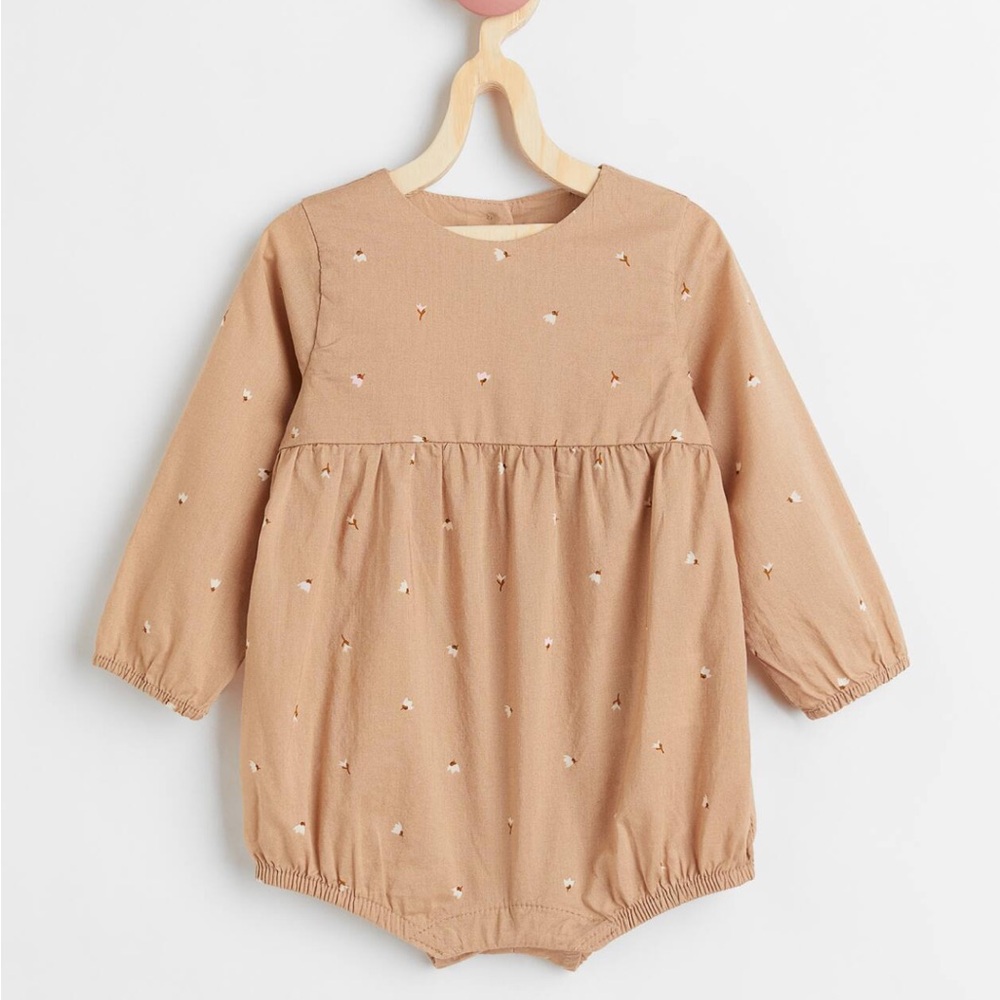 NWT H&M Beige floral romper